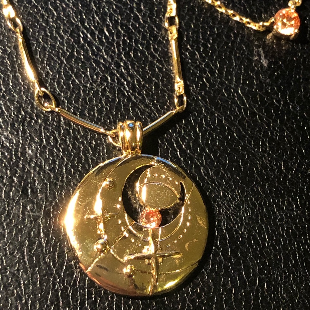 Necklace - Picture 5 of 7